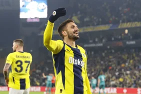 Dusan_Tadic_ten__takm_oyunu__vurgusu_1739481980